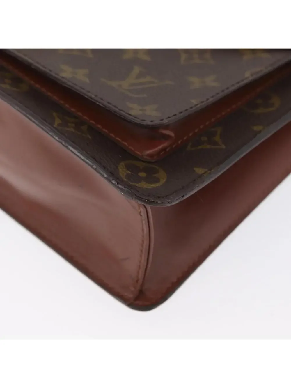 Louis Vuitton add touch